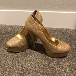 Gold glitter shoes